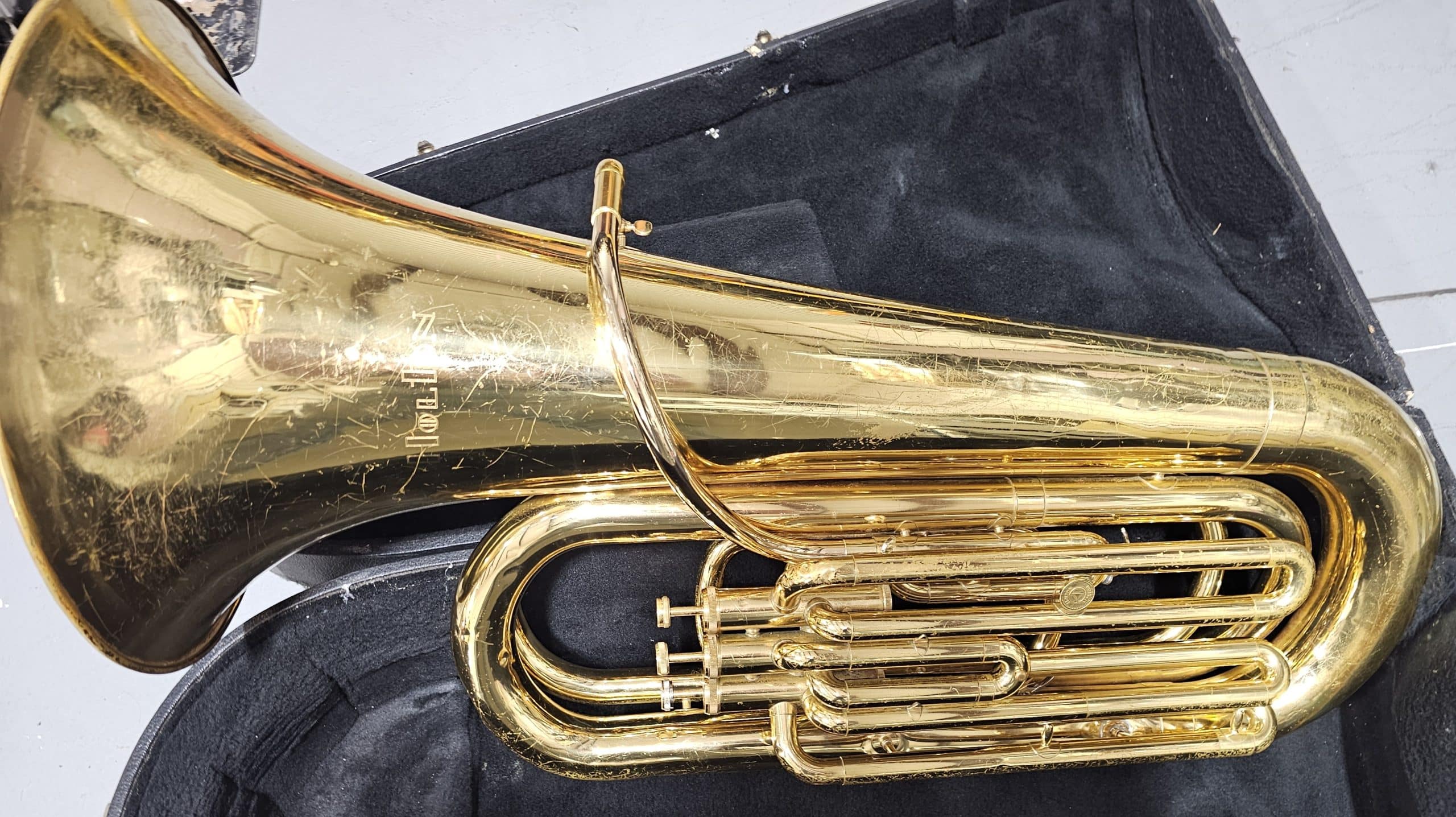 Holton 3/4 3 valve Tuba - Image 2