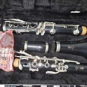 Yamaha YCL-250 Bb Clarinet - Great for School Band!